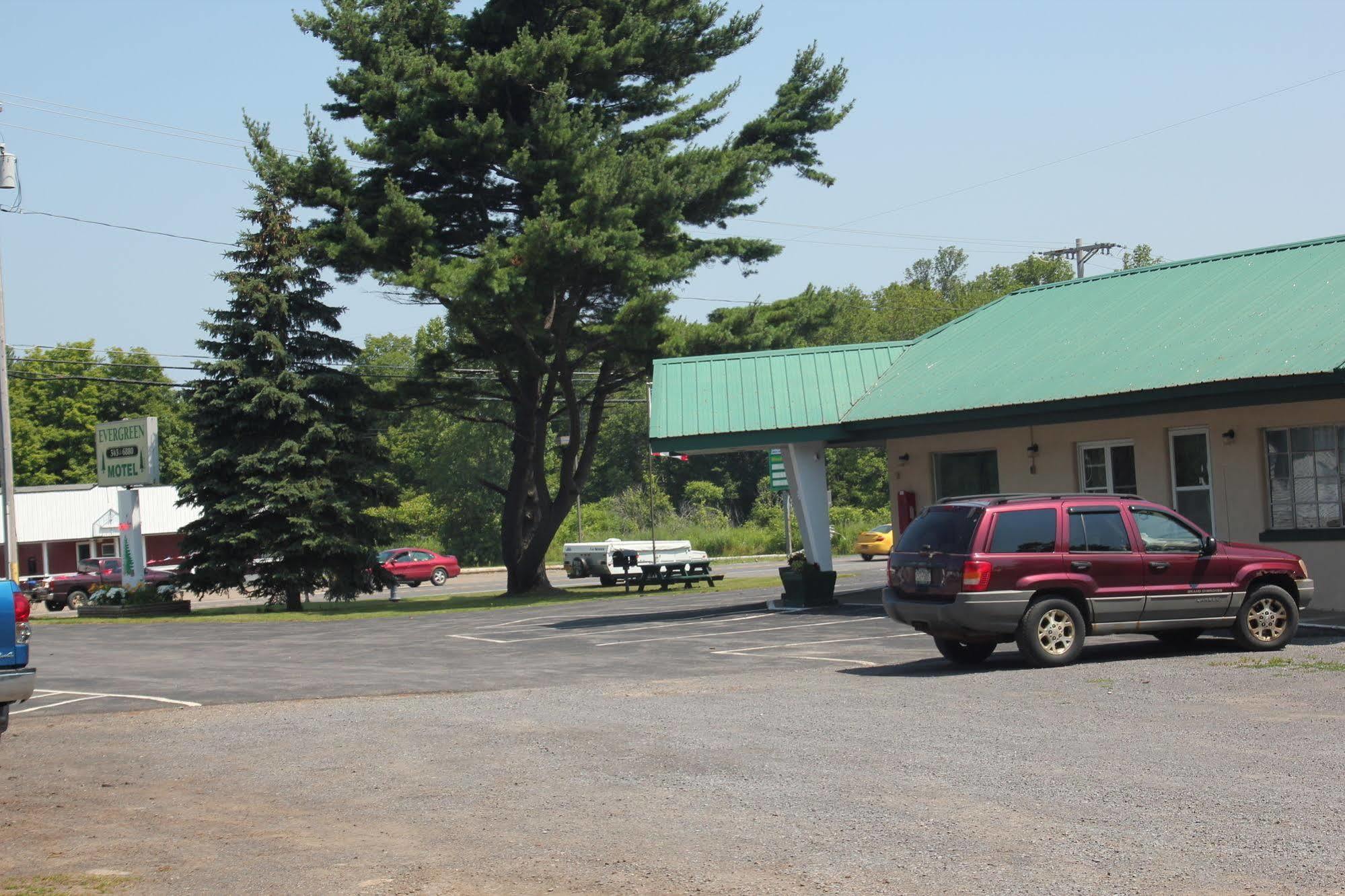 Evergreen Motel Oswego Ngoại thất bức ảnh