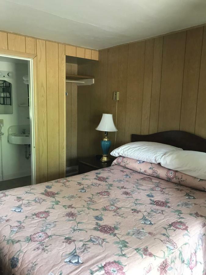 Evergreen Motel Oswego Ngoại thất bức ảnh
