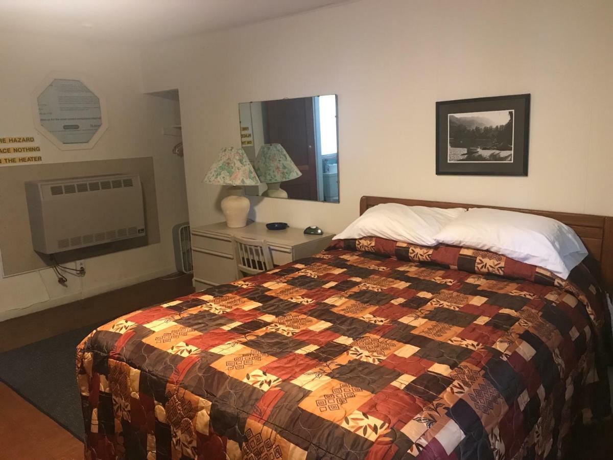 Evergreen Motel Oswego Ngoại thất bức ảnh